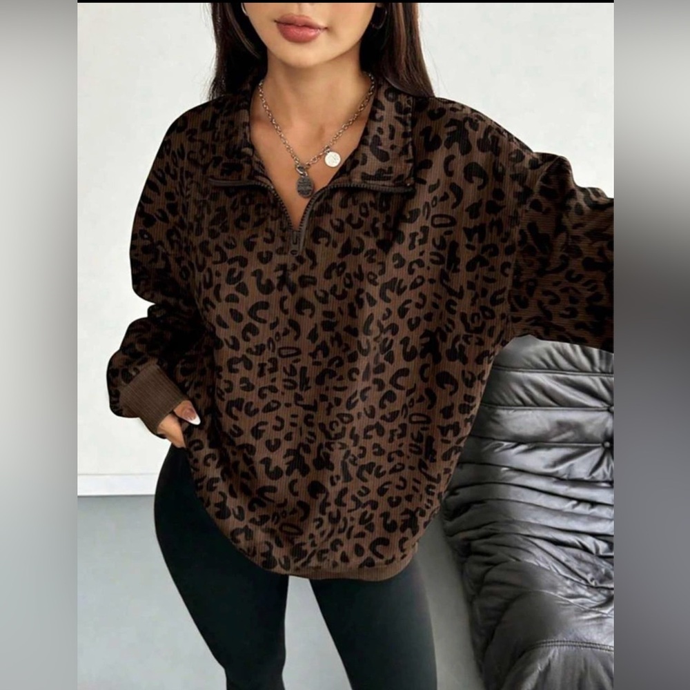 SHEINCurve Brown Leopard Print Half-Zip Ribbed Pullover